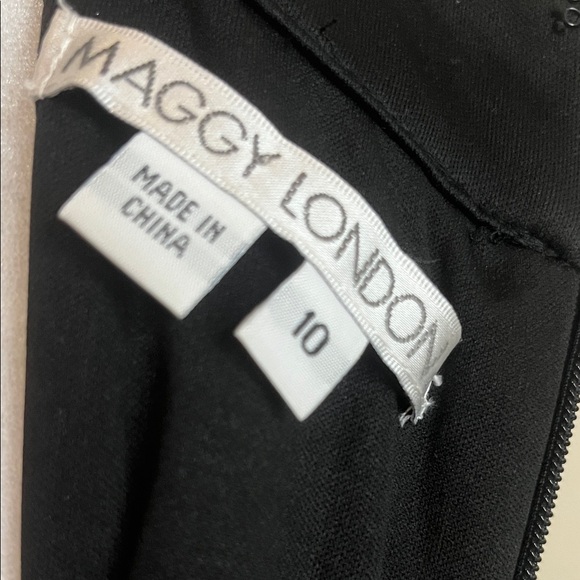 NWT Maggy London Women’s Shimmering Dark Gray Midi Dress Size 10 - Picture 6 of 7